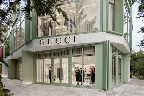 gucci boutique miami|gucci miami design district.